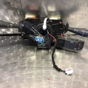 VAUXHALL VIVARO TRAFIC 2015-2019 CIM MODULE WITH STALKS 255670610R 35673