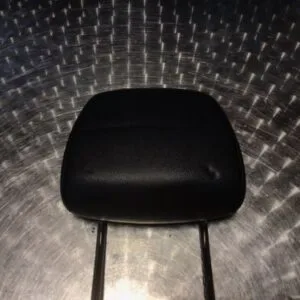 MERCEDES C CLASS W204 SALOON ESTATE DRIVER PASSENGER SIDE FRONT LEATHER HEADREST