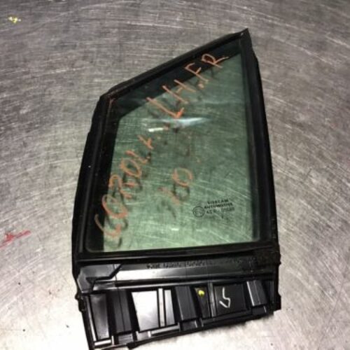 2022 TOYOTA COROLLA PASSENGER SIDE FRONT QUARTER GLASS 68216-02020 OEM