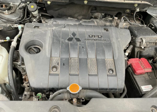 2013 Mitsubishi ASX 1.8 Diesel Bare Engine 4N13