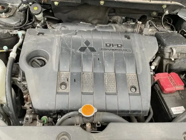 2013 Mitsubishi ASX 1.8 Дизельный Двигатель 4N13