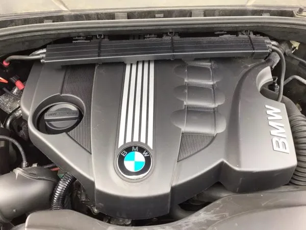 BMW 1 SERIES E82 E87 E88 E81 N47D20A BARE ENGINE 143HP 2.0 DIESEL