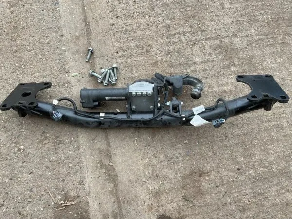 2023 RANGE ROVER VELAR L560 ELECTRIC TOW BAR ATTACHEMENT N8AM-17K817-AA