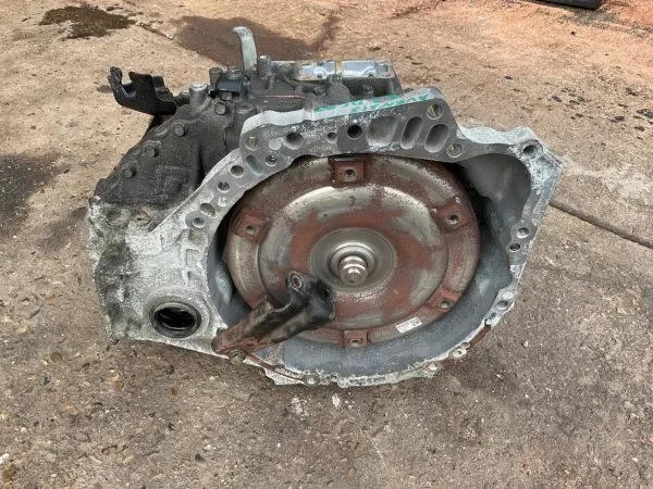 TOYOTA AVENSIS MK3 GEARBOX + TORQUE CONVERTER 6 SPEED AUTOMATIC 2.2 DIESEL 2011