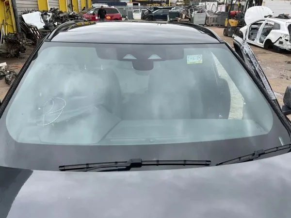 2023 GENUINE RANGE ROVER VELAR L560 FRONT WINDSCREEN GLASS HEATED