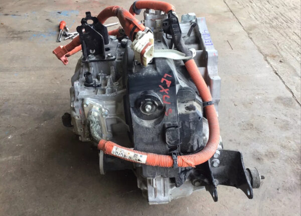 2018 LEXUS NX 300H GEARBOX AUTOMATIC HYBRID 15K - Image 3