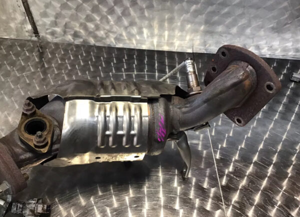 2016-2020 Lexus RX450H 3.5 Catalytic Converter Futaba L31220 - Image 5