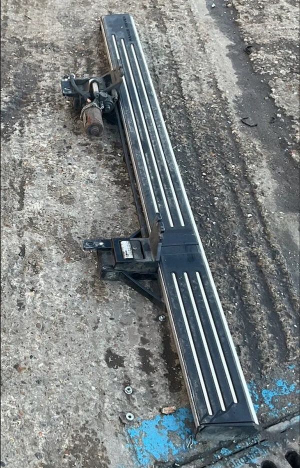 2011 RANGE ROVER VOGUE L322 ELECTRIC RUNNING BOARD SIDE STEP DRIVER SIDE RIGHT