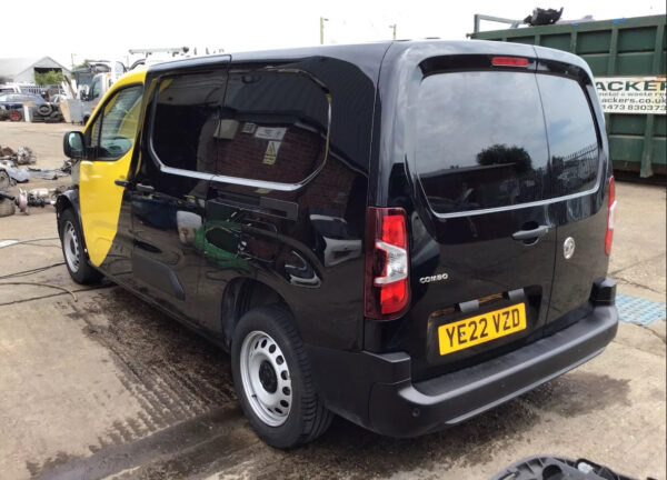 2022 PEUGEOT PARTNER VAUXHALL COMBO 1.5 DIESEL GEARBOX 6 SPEED 4K MILES - Image 9
