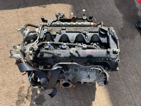 2011 Mitsubishi ASX 1.8 Дизельный голый двигатель 4N13