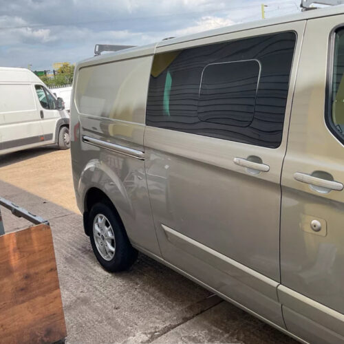FORD TRANSIT CUSTOM DRIVER SIDE SLIDING DOOR WITH GLASS SILVER 2012-2018