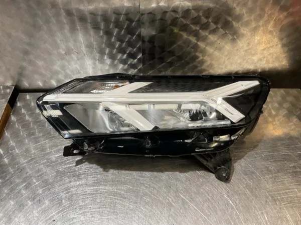 2023 DACIA JOGGER SANDERO HEADLIGHT PASSENGER SIDE 260606648R