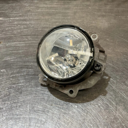 2016 MITSUBISHI OUTLANDER MK3 FRONT BUMPER FOG LIGHT
