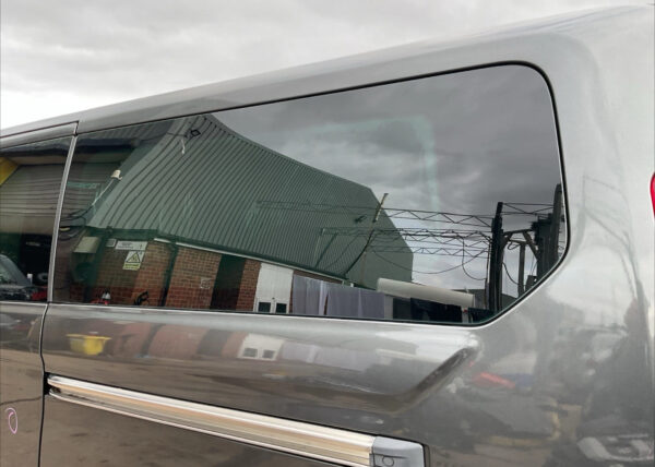 2016 FORD TRANSIT TOURNEO CUSTOM SWB PASSENGER SIDE REAR QUARTER WINDOW GLASS