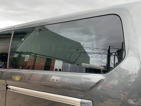 2016 FORD TRANSIT TOURNEO CUSTOM SWB PASSENGER SIDE REAR QUARTER WINDOW GLASS
