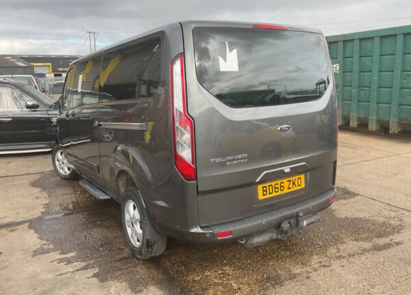 2016 FORD TRANSIT TOURNEO CUSTOM SWB PASSENGER SIDE REAR QUARTER WINDOW GLASS - Image 2
