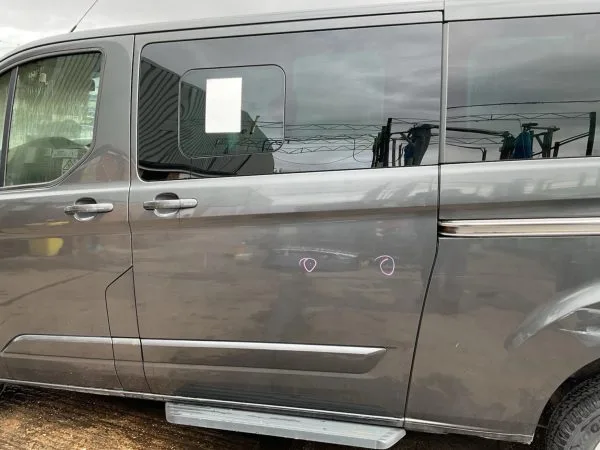 2016 FORD TRANSIT CUSTOM MK8 TOURNEO SLIDING DOOR WITH GLASS PASSENGER SIDE GREY