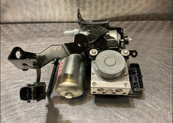 2019-2024 LEXUS UX 250H ABS PUMP BRAKE CONTROL MODULE HYBRID 89541-76050