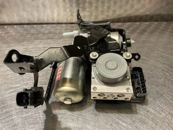 2019-2024 LEXUS UX 250H ABS PUMP BRAKE CONTROL MODULE HYBRID 89541-76050