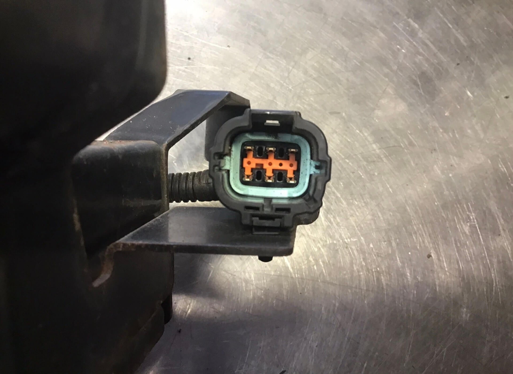 2015 NISSAN Elgrand E52 Front Brake Radar Sensor 284371JA1D - Image 3