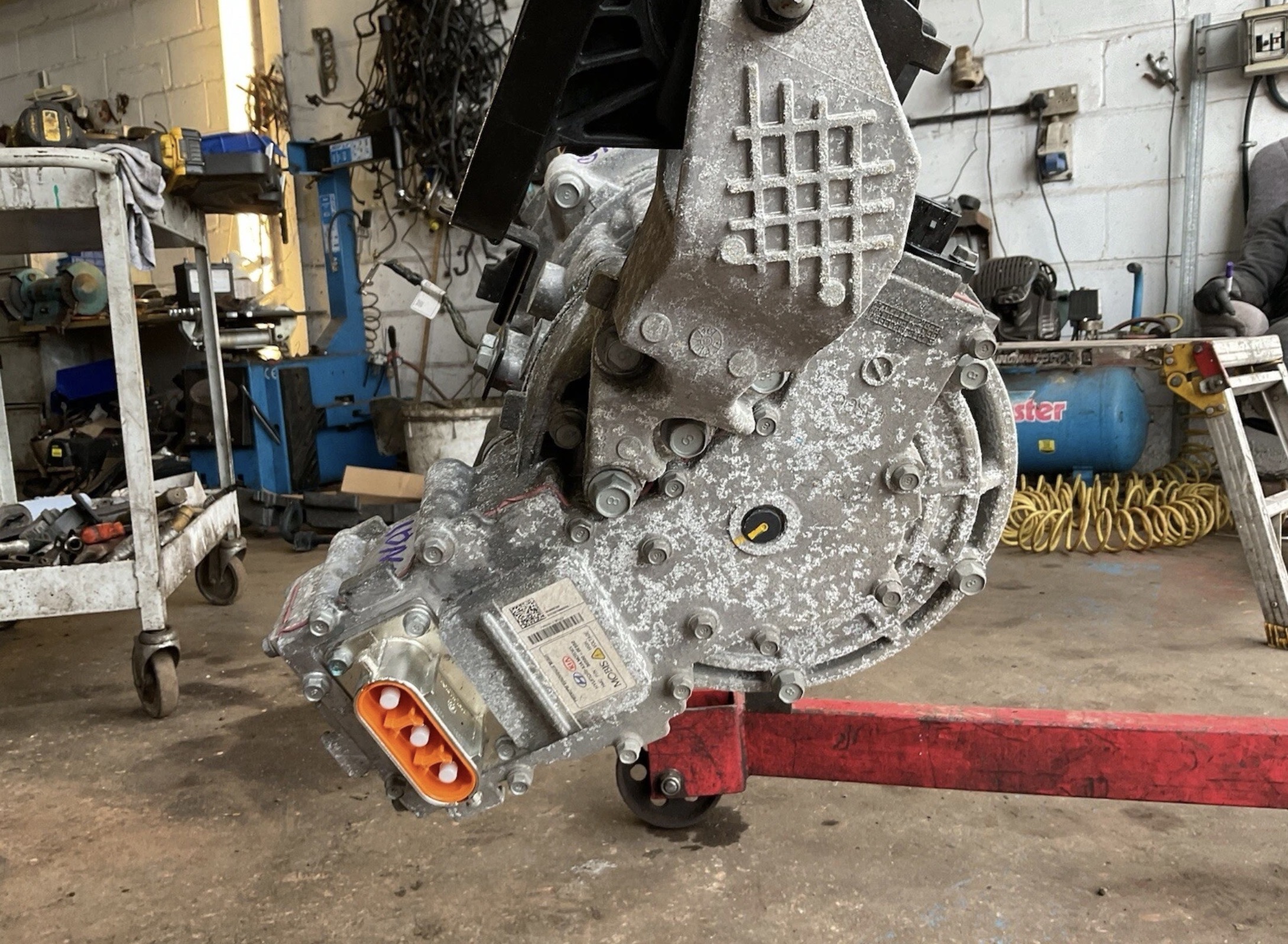 2020 HYUNDAI IONIQ ELECTRIC 38.3Kwh ENGINE MOTOR + GEARBOX HIGH VOLTAGE 57K - Image 6