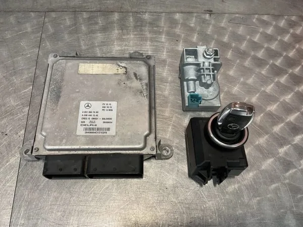 MERCEDES SLK R172 ENGINE CONTROL UNIT ECU SET A6519007500 A0064461540