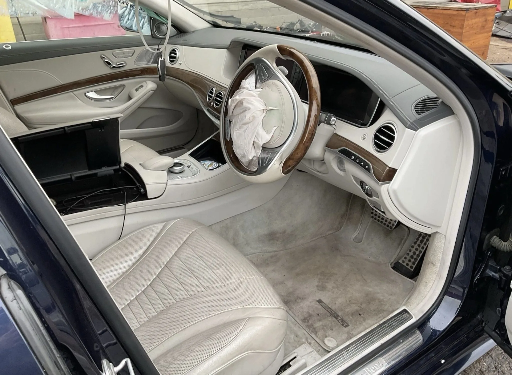 MERCEDES BENZ S-CLASS W222 AMG DASH / DASHBOARD WITH PASSENGER AIRBAG - Image 2
