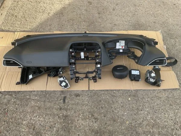 JAGUAR XE X760 AIRBAG KIT DASHBOARD STEERING AIRBAG FRONT SEAT BELTS & ECU
