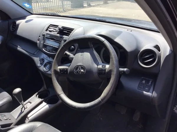 TOYOTA RAV4 AIRBAG KIT DASHBOARD SEAT BELTS STEERING AIRBAG & ECU MK3 XA30 2010