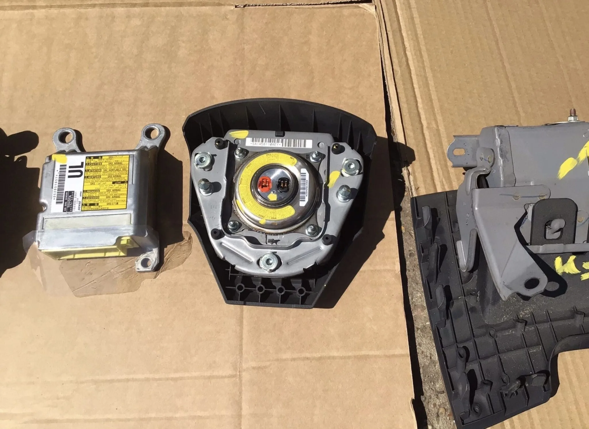 TOYOTA RAV4 AIRBAG KIT DASHBOARD SEAT BELTS STEERING AIRBAG & ECU MK3 XA30 2010 - Image 14