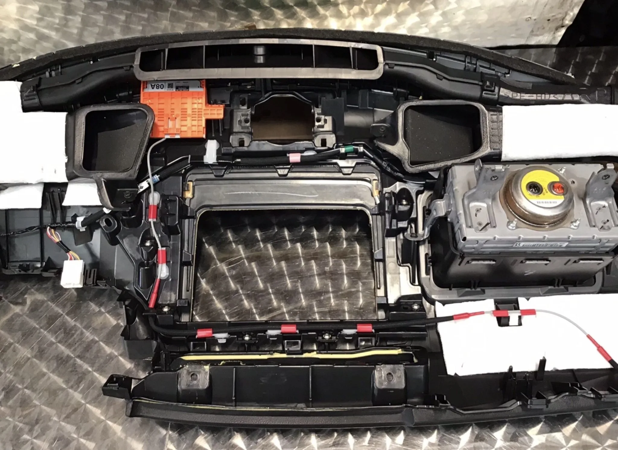 2017 LEXUS CT200h DASHBOARD WITH PASSENGER AIRBAG - Image 8
