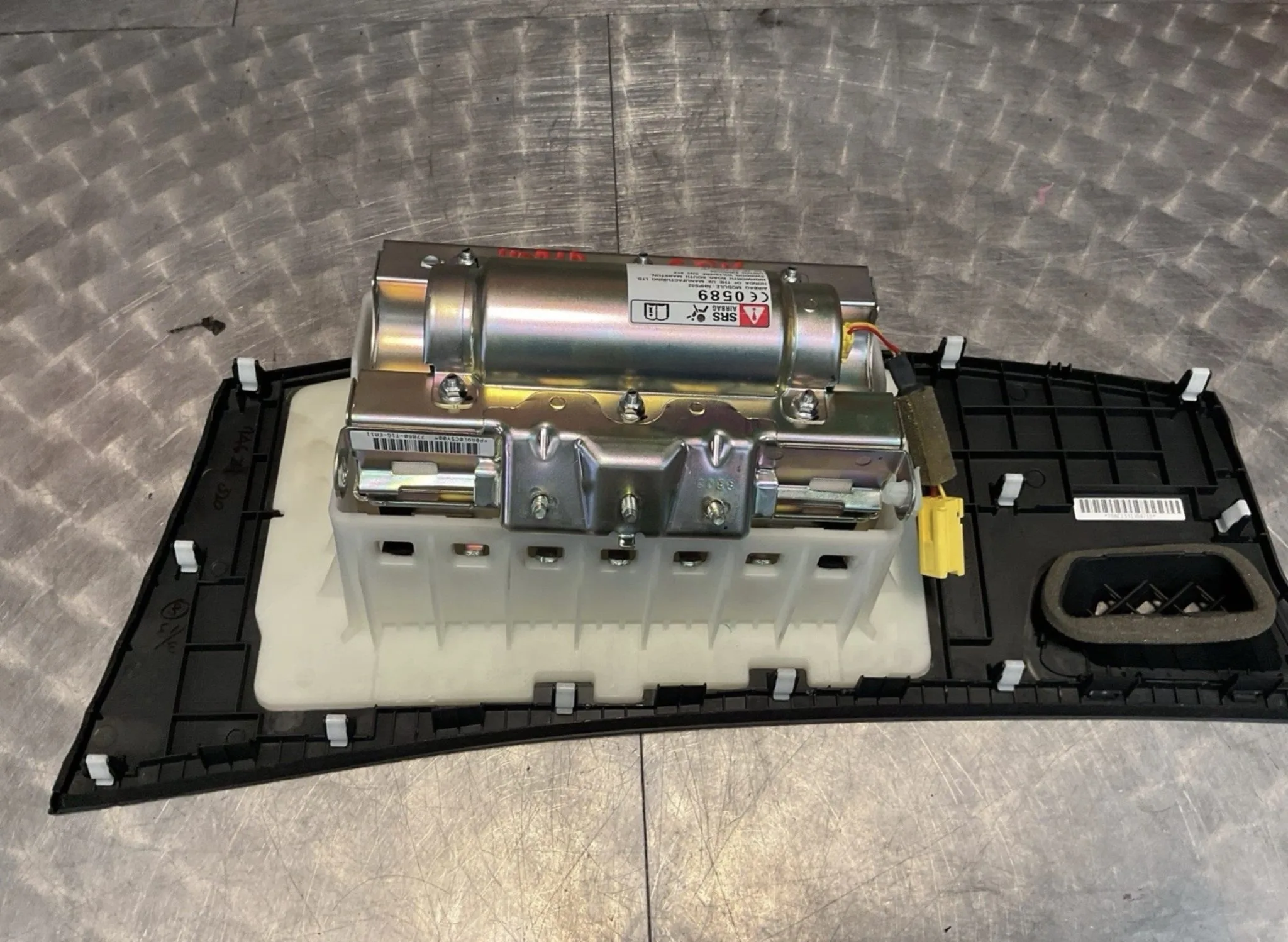 2012-2018 HONDA CRV MK4 DASHBOARD AIRBAG FRONT DRIVER SIDE 77850-T1G-E811