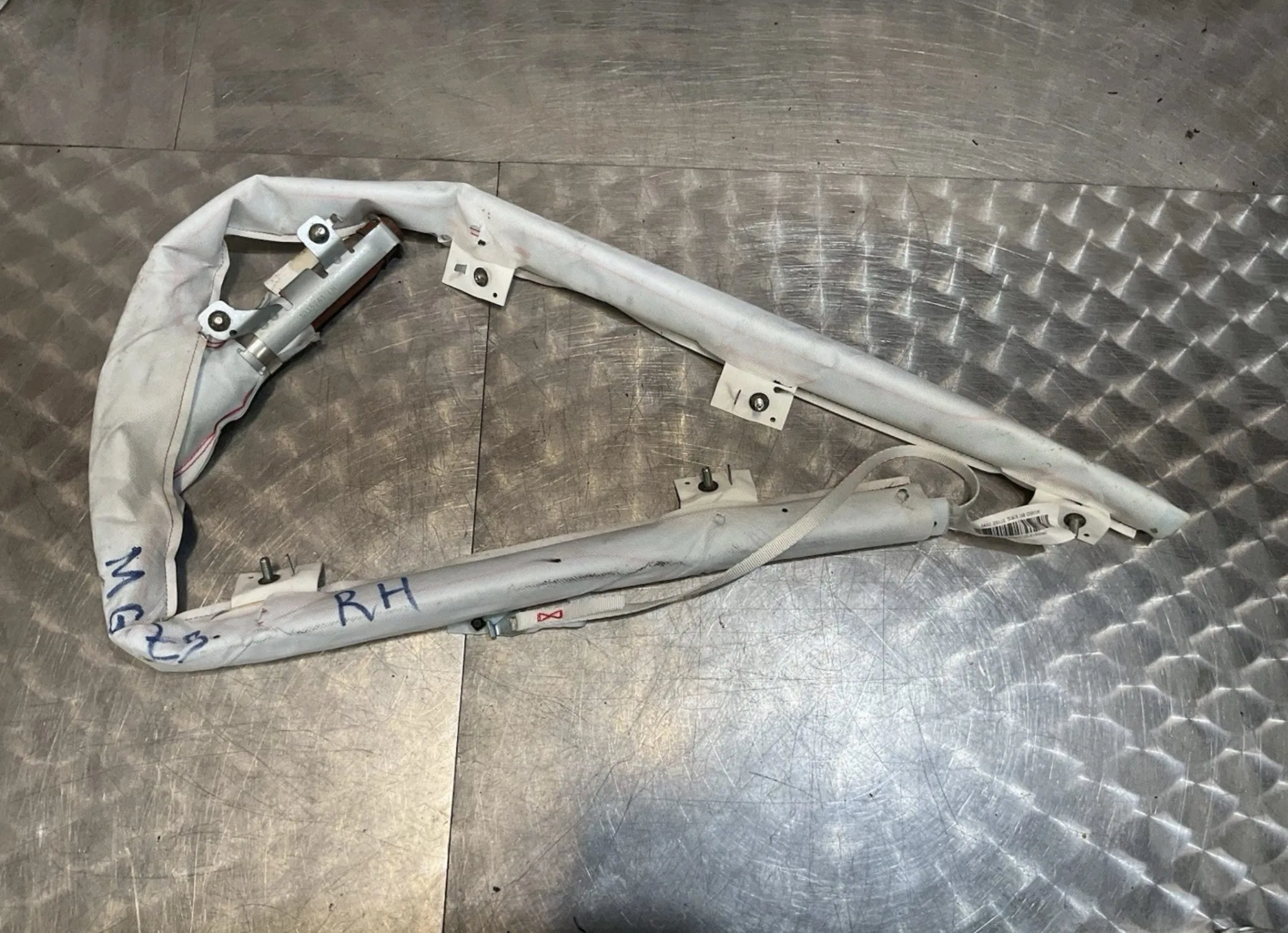 2018-ON MG ZS DRIVER SIDE CURTAIN AIRBAG 1035781