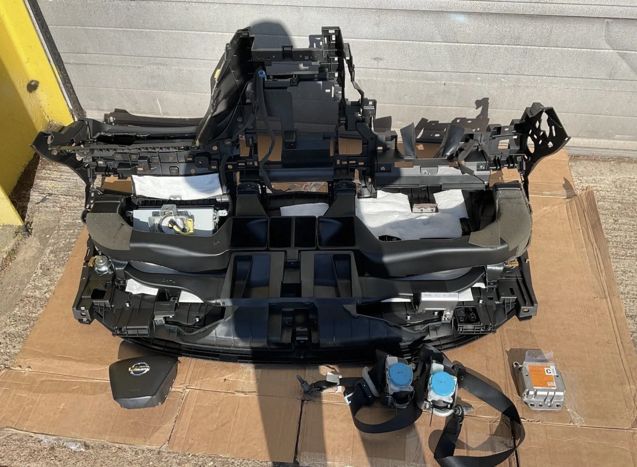 2010-2015 NISSAN ELGRAND E52 AIR BAG KIT DASHBOARD SEAT BELTS ECU - Image 9