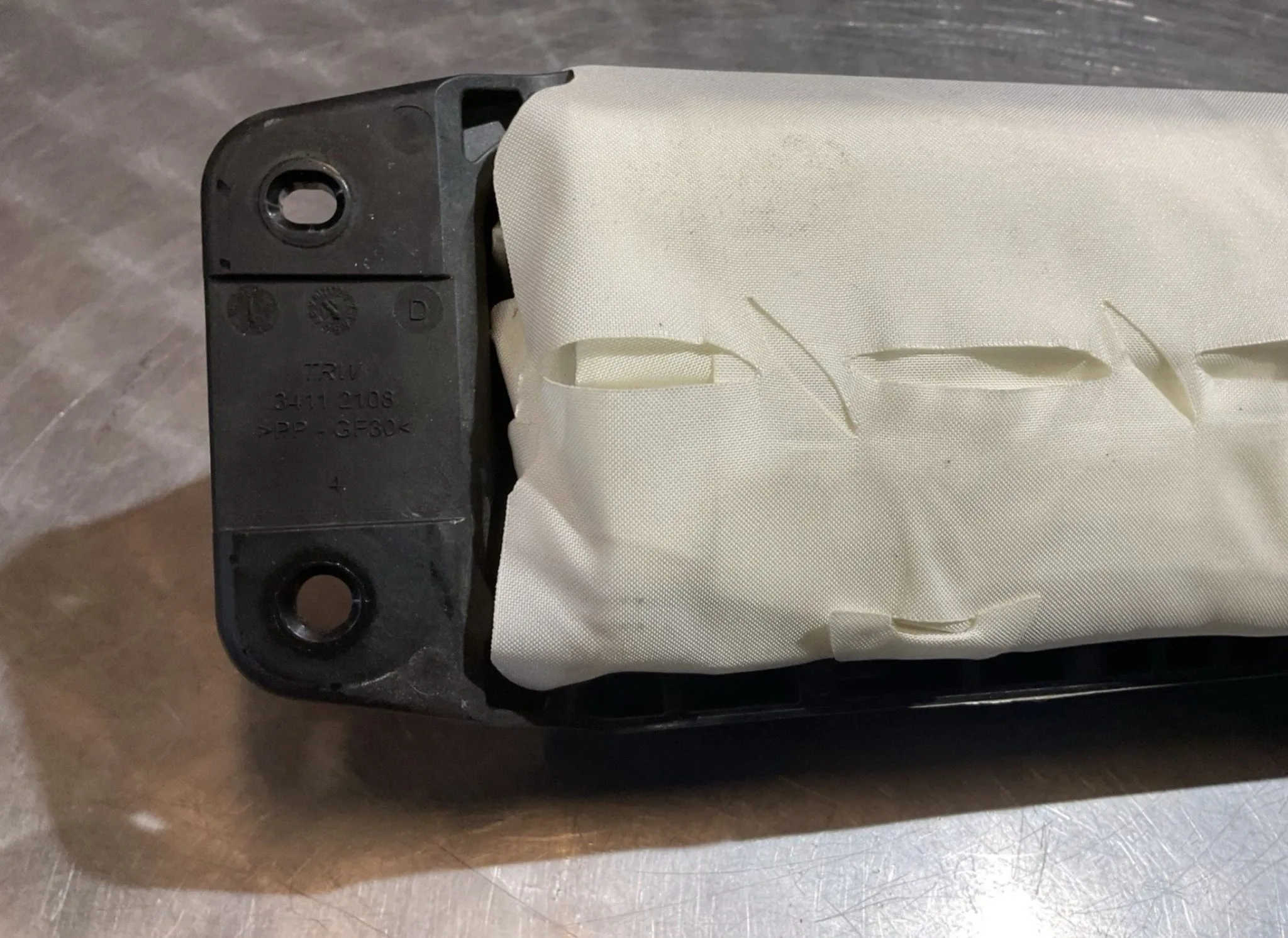 2019 MERCEDES S CLASS W222 DASHBOARD PASSENGER AIRBAG 2228603302 - Image 10